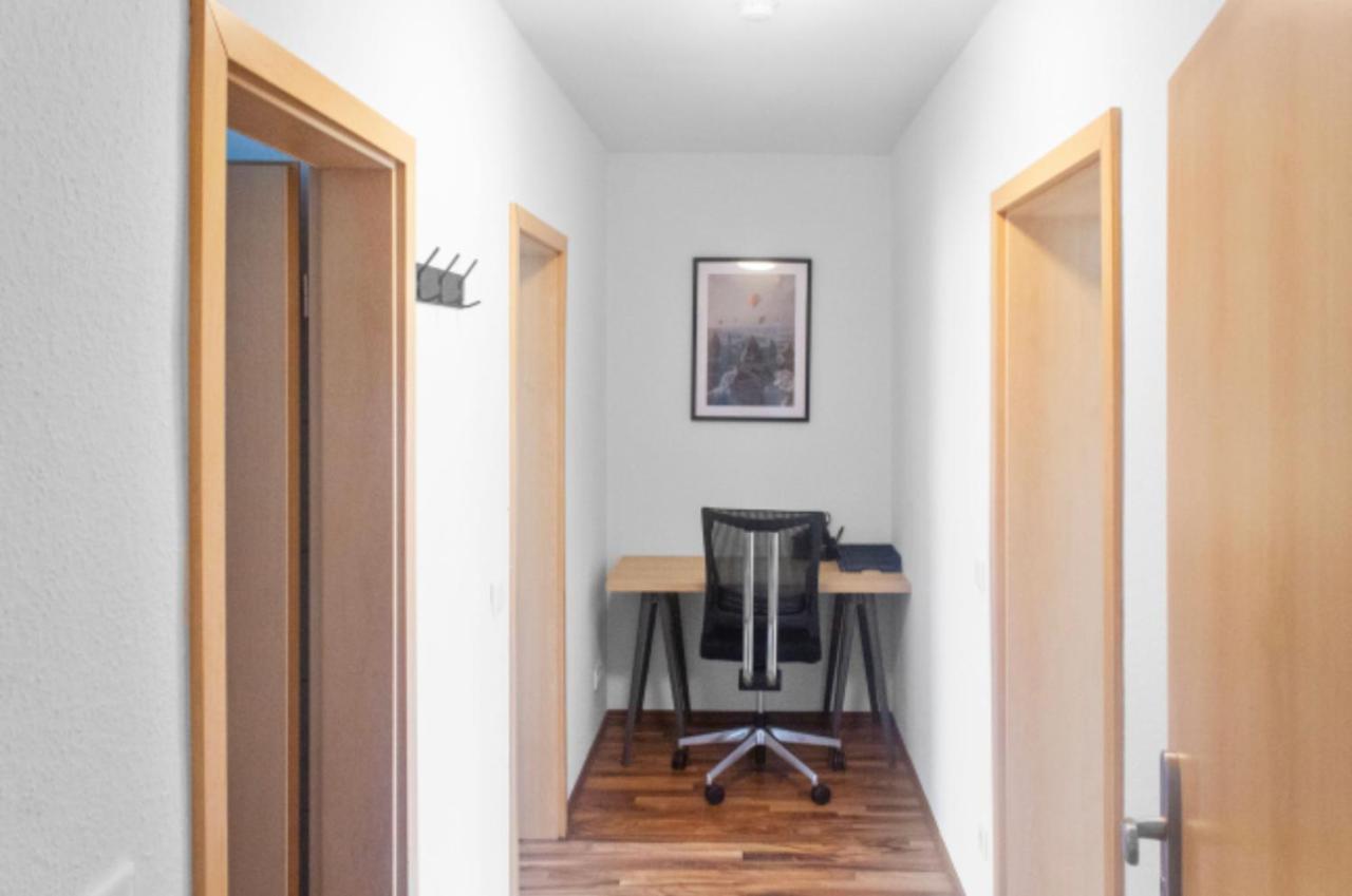 Relax Oasis With 65 Smarttv, Kitchen And Balcony Apartment Duisburg Luaran gambar